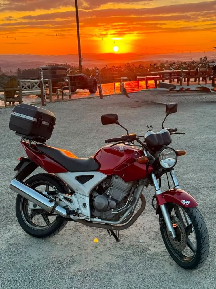 CBX Twister 250 
