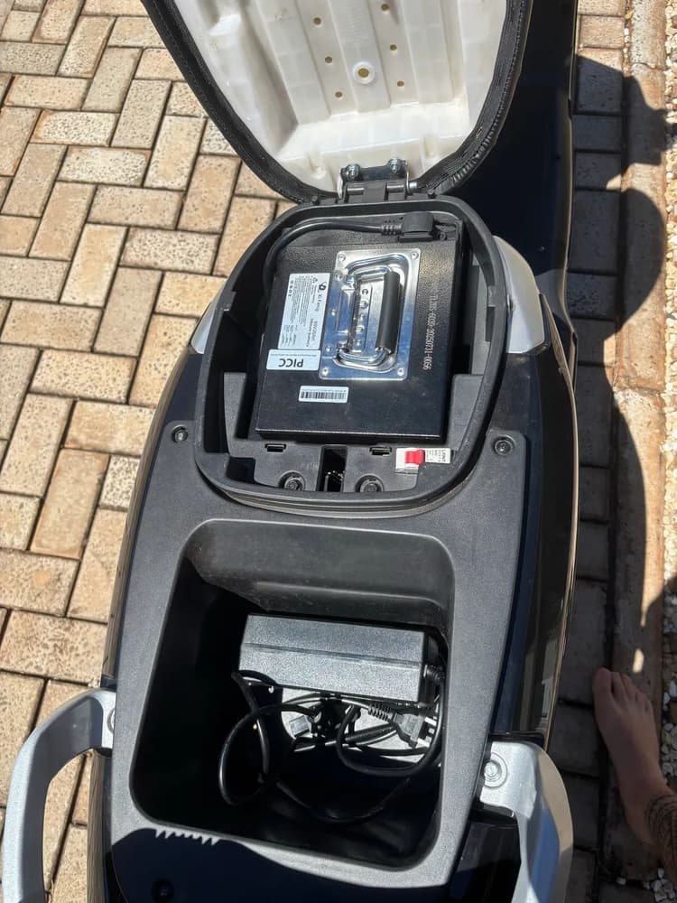 SCOOTER AUTOPROPELIDA 