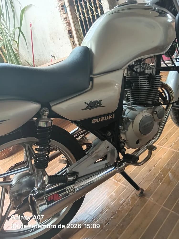 Suzuki yes 2008 conservada top