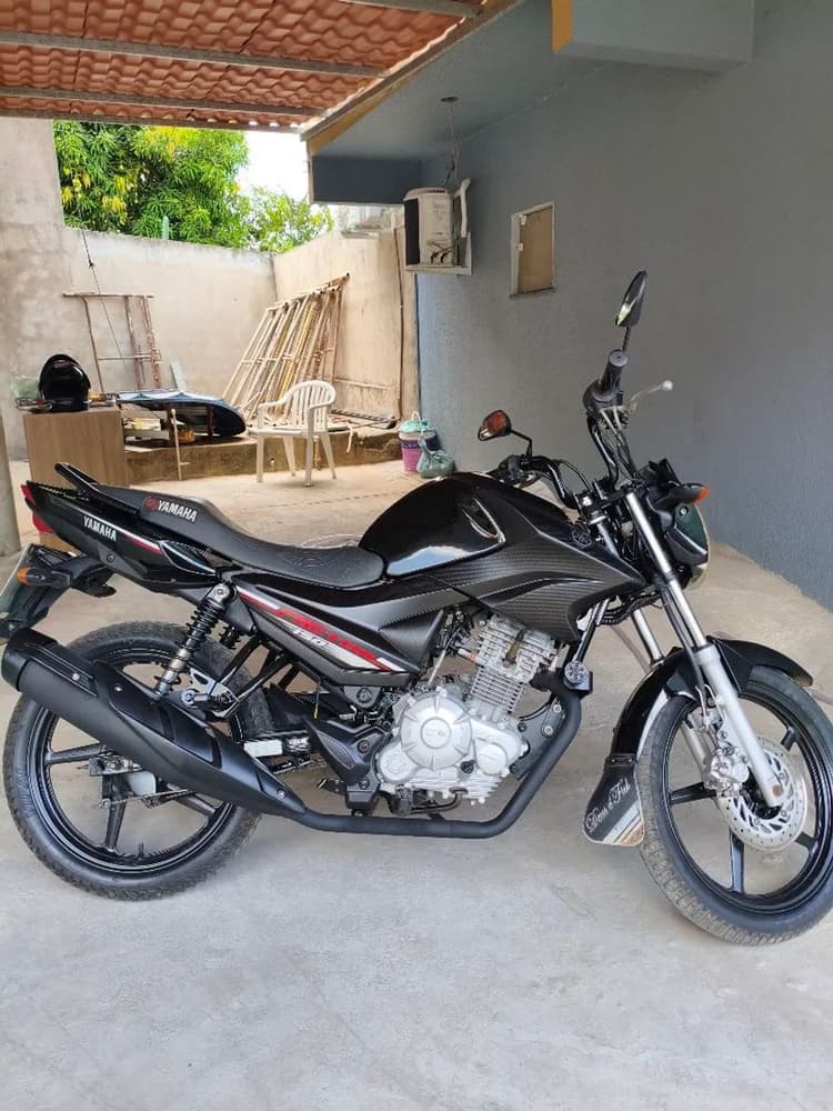Vende-se factor 2016 extra muito nova 