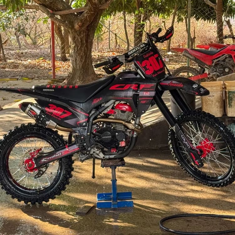 CRF 250F 2021 ? PREPARADA 