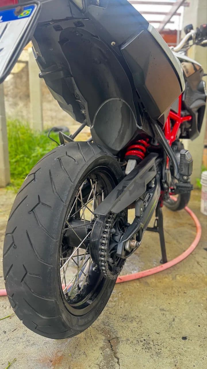 BMW f800