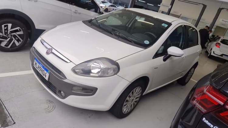 Fiat Punto Essence Dualogic 1.6 Flex 16V 5P 2013
