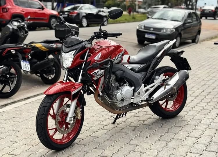 Cb 250F Twister