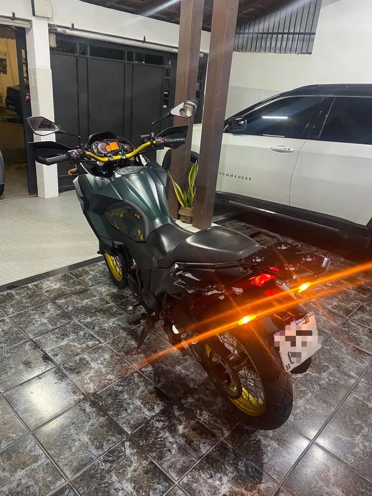 Versys-x 300 financiamento próprio 