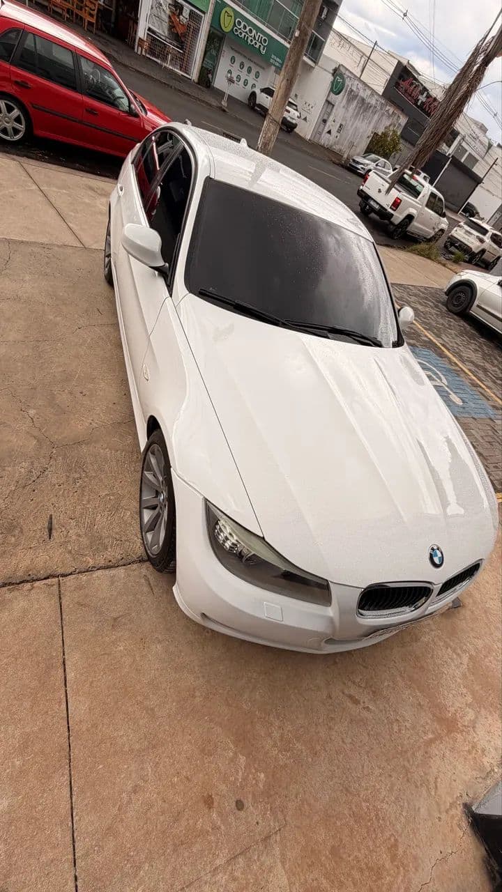 BMW 320I A 2011