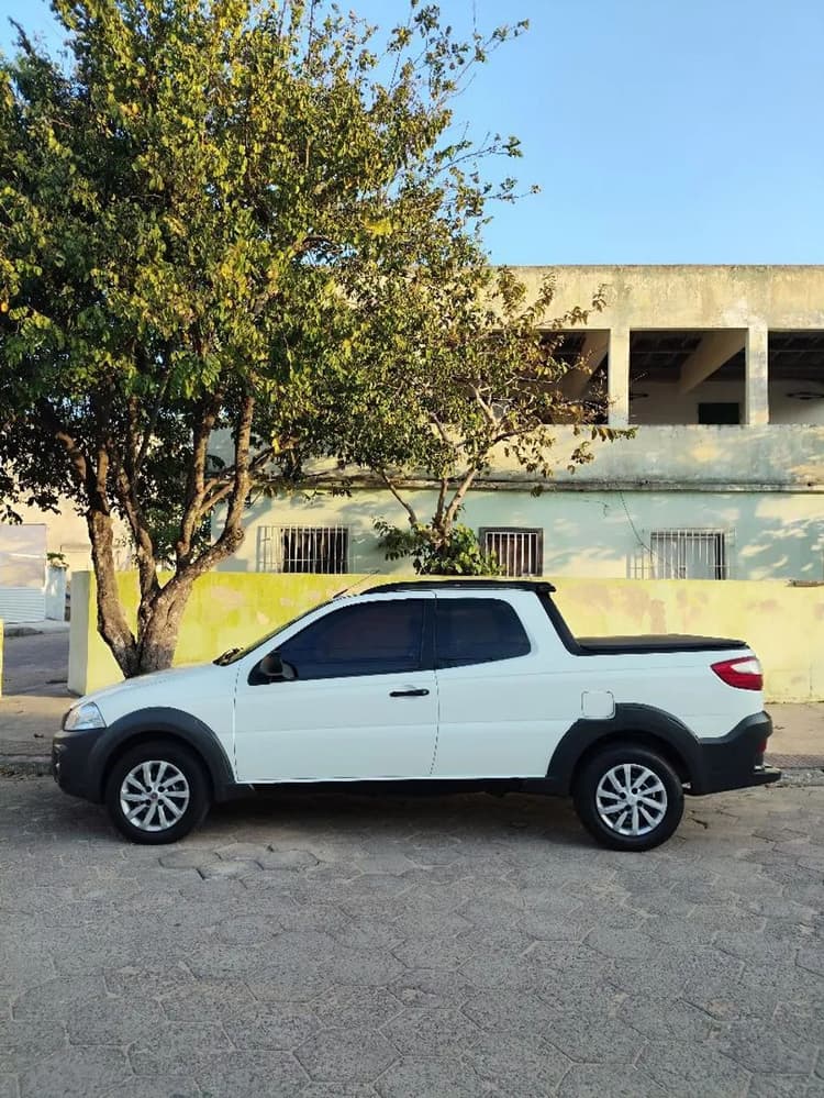 Fiat Strada Working 1.4 MPI Fire Flex 8V CD 2014