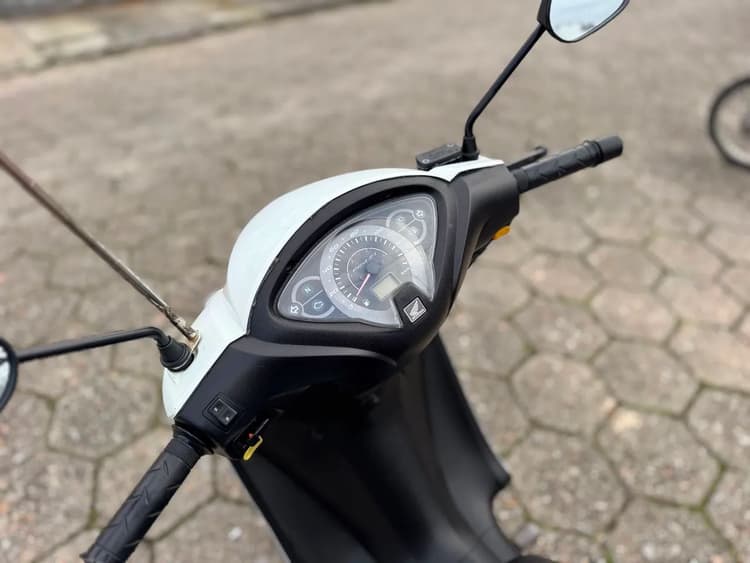 Biz 125 EX 2°dona