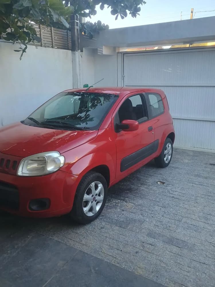 Fiat Uno Vivace 1.0 EVO Fire Flex 8V 3P 2012