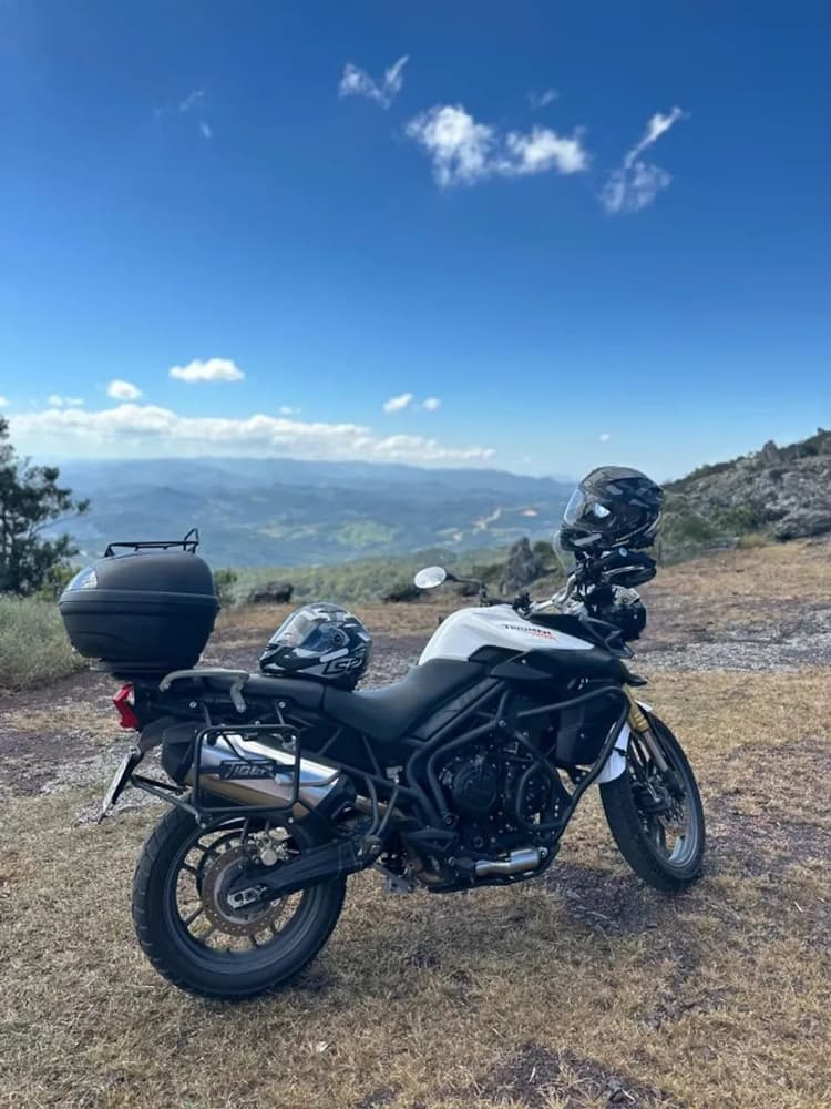 Triumph - Tiger 800 2015