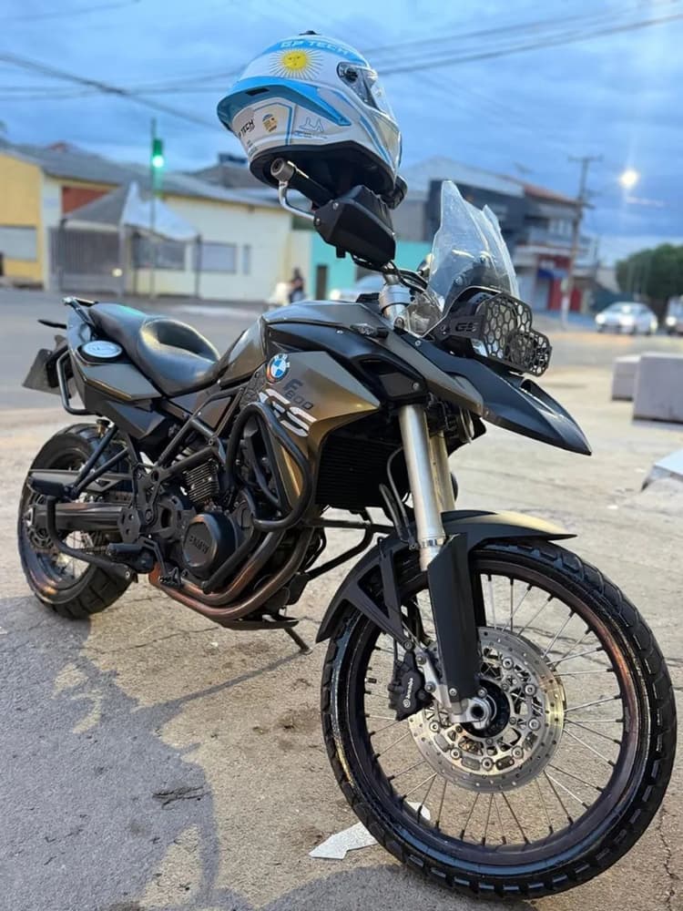 F800 BMW - ANO 2012