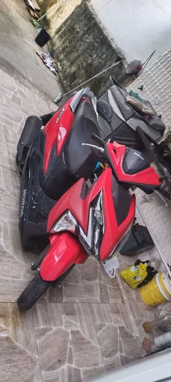 Honda elite 