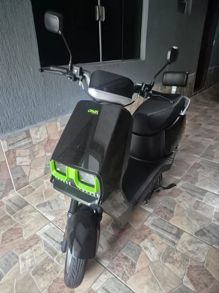 Autopropelido Cavalleta 1000W 0KM Bateria Lítio Bluetooth NFC Marcha Ré
