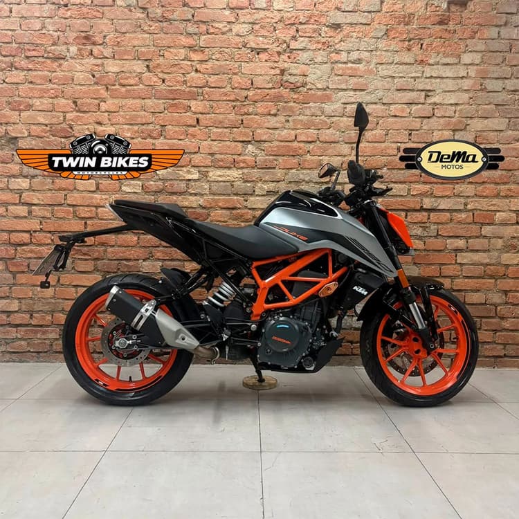 KTM DUKE 390