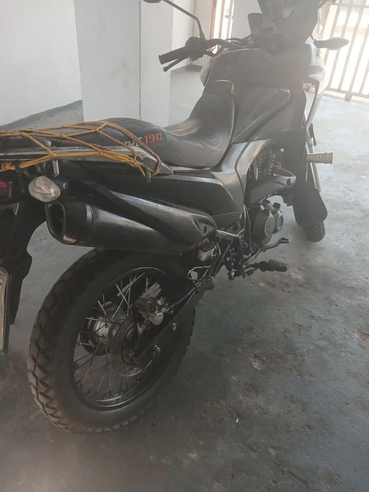 Vendo XRE 190 2016 