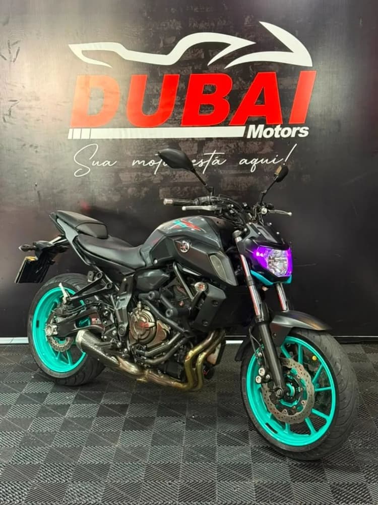 YAMAHA MT 07 2024 