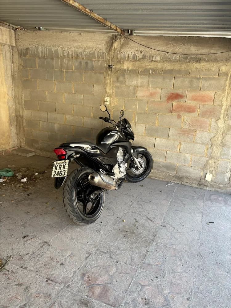 CB300