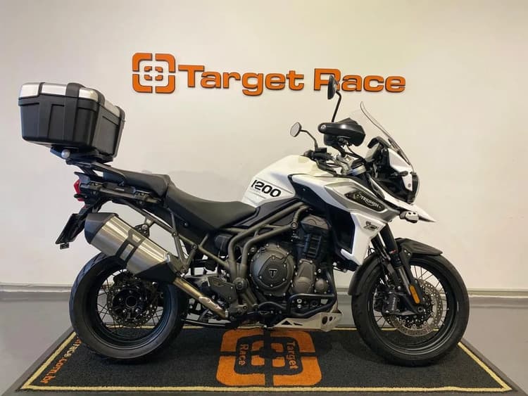 Triumph Tiger 1200 Xcx