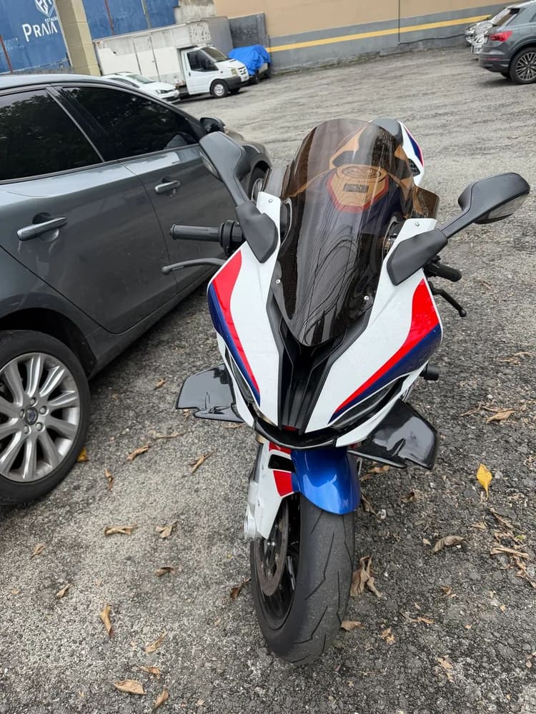 S-1000 RR