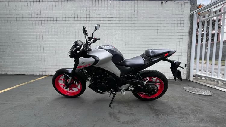 YAMAHA MT-03 321 ABS