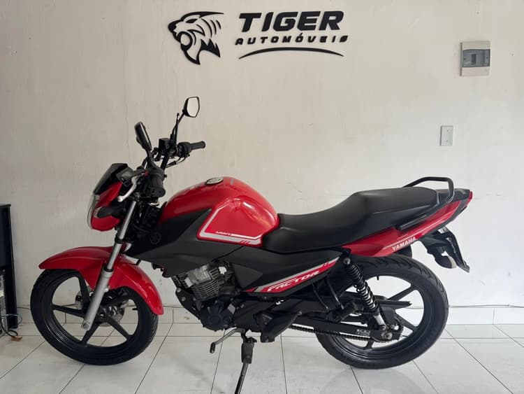 YAMAHA FACTOR 150cc ANO 2024 - IMPECÁVEL 
