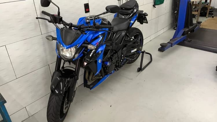Gsx s750