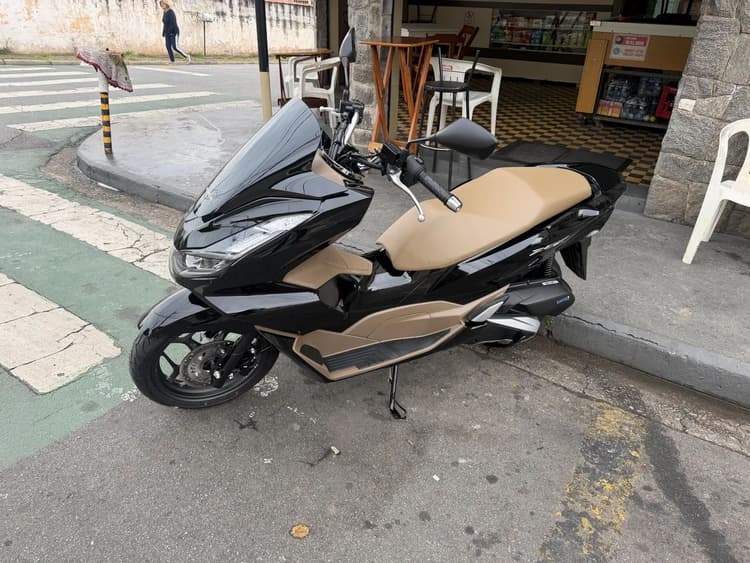 Pcx Dlx 