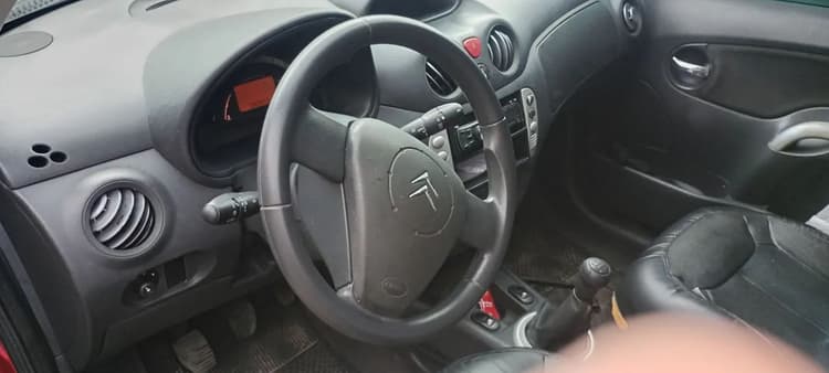 Citroen C3 Exclusive 1.4 Flex 8V 5P 2011