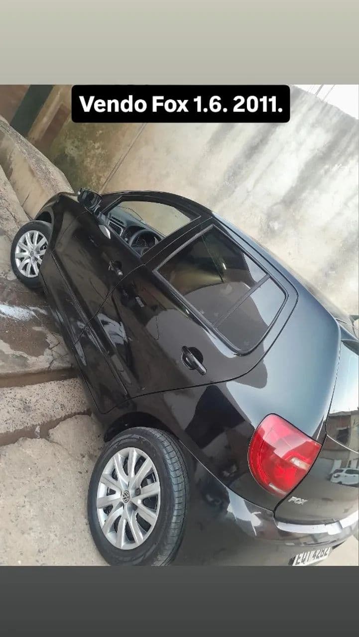 Volkswagen Fox 1.6 MI Total Flex 8V 5P 2011