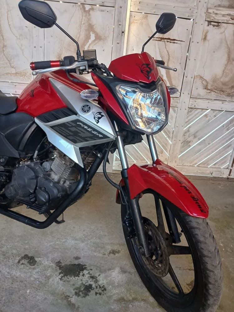 Moto Fazer/150/Flex  totalmente conservada