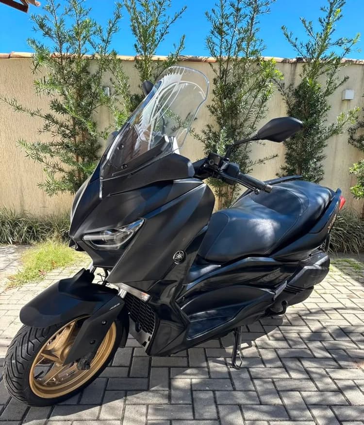 XMAX 250 Scooter 