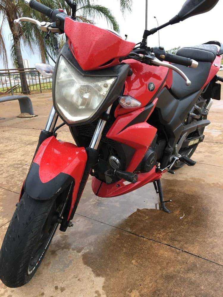 Dafra Next 250 
