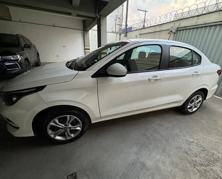 Fiat Cronos Drive 1.3 8V Flex 2024