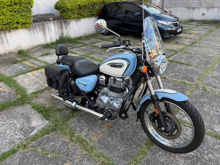 Meteor 350 aurora blue