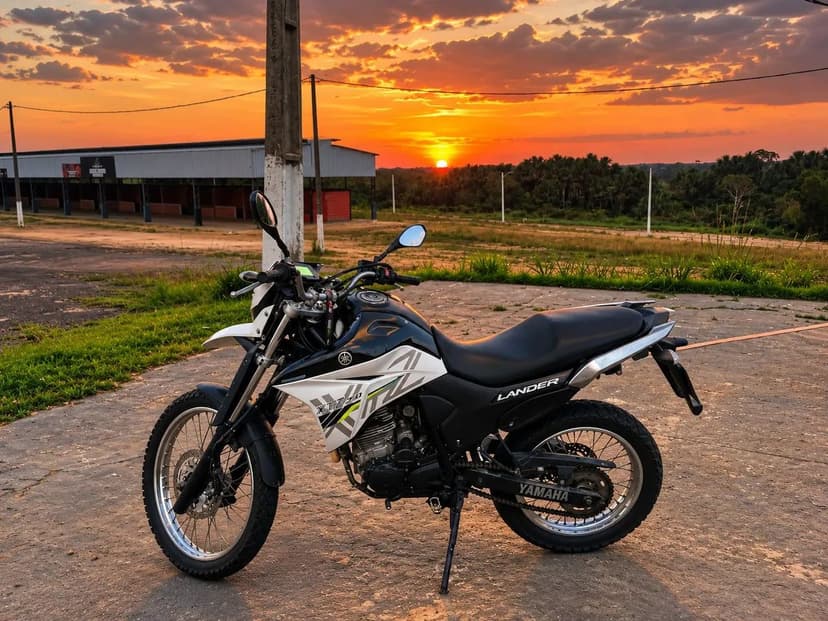 Yamaha Lander 250 ABS