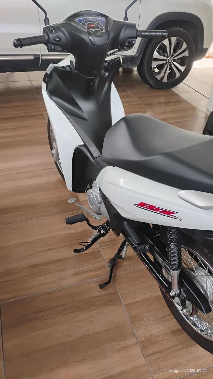 Moto novíssima 