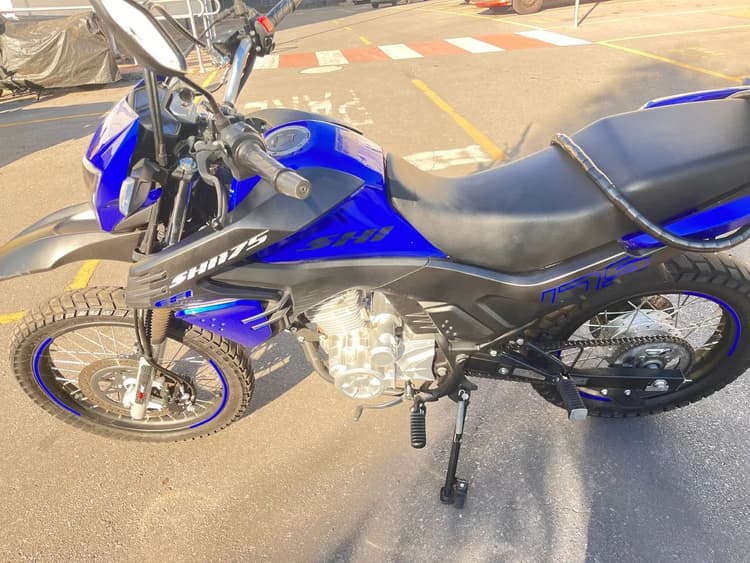 MOTO A VENDA POR 12.800