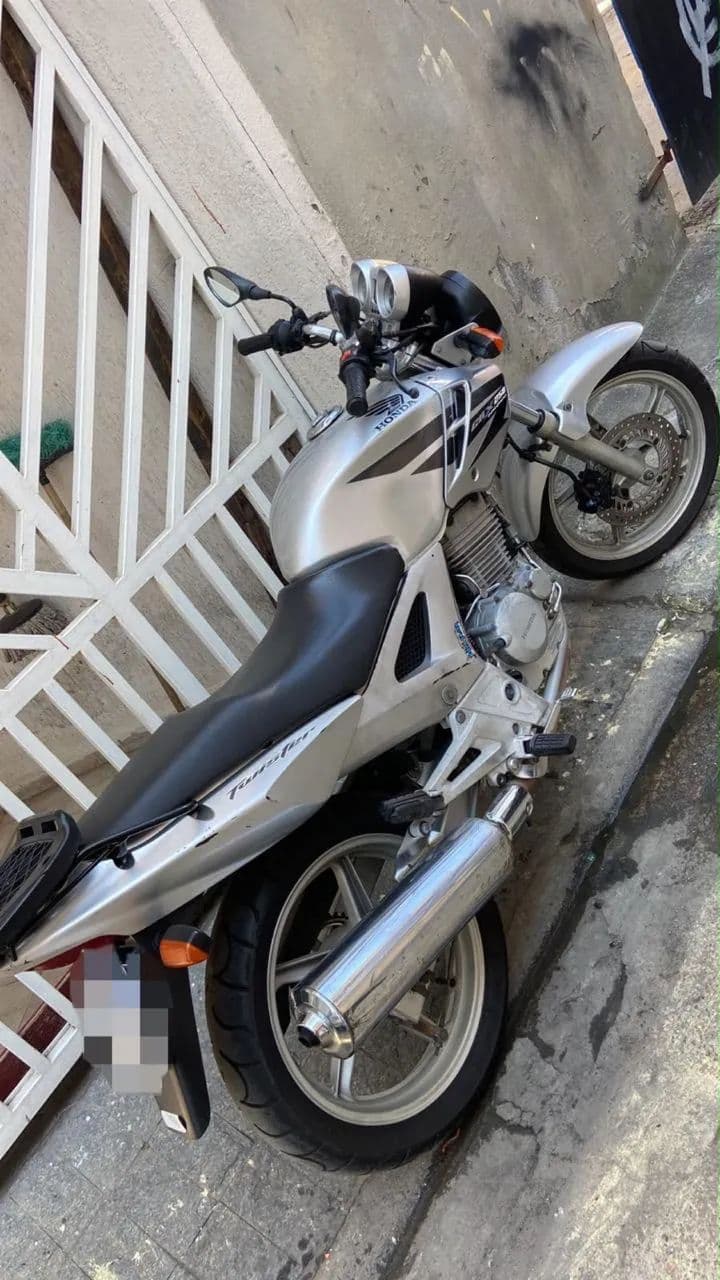Fazer 250