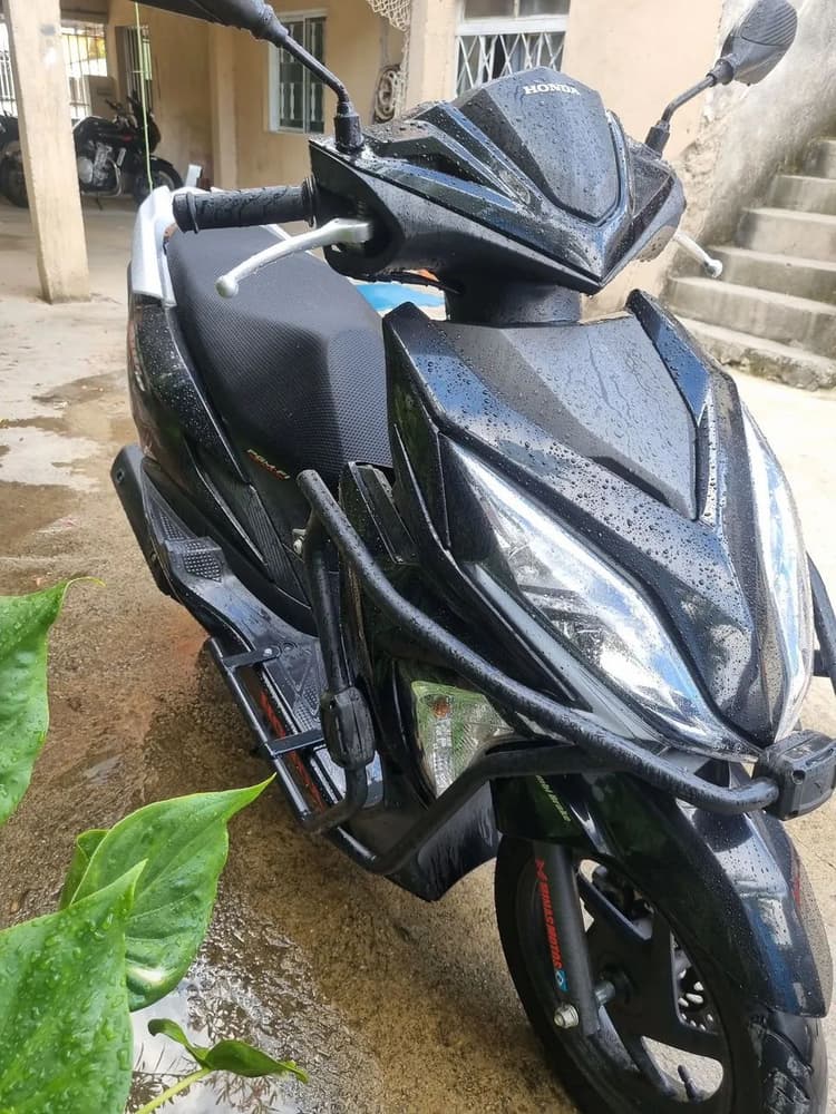 Honda elite 