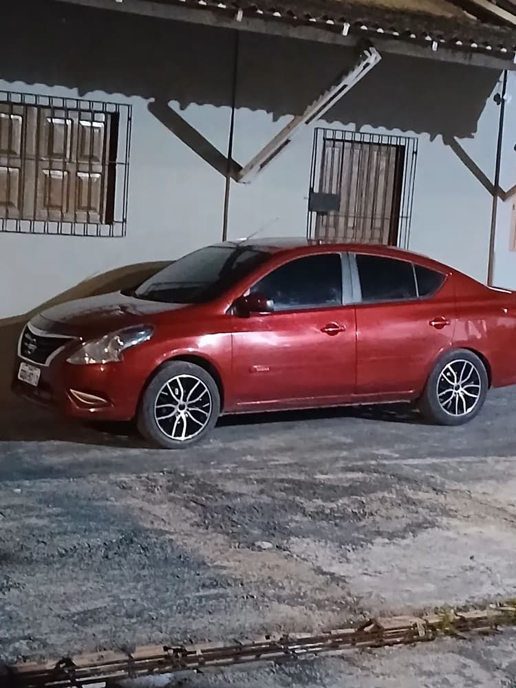 Nissan Versa 1.0 12V Flexstart 4P Mec. 2017
