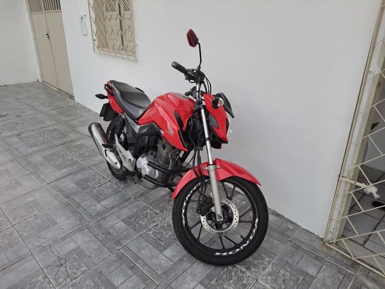 Vendo ou troco com parcelas 24 X 650,00