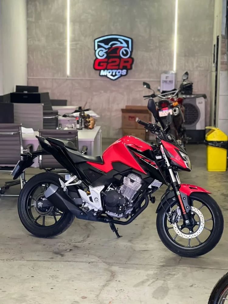 CB 300 2024 IMPECÁVEL 
