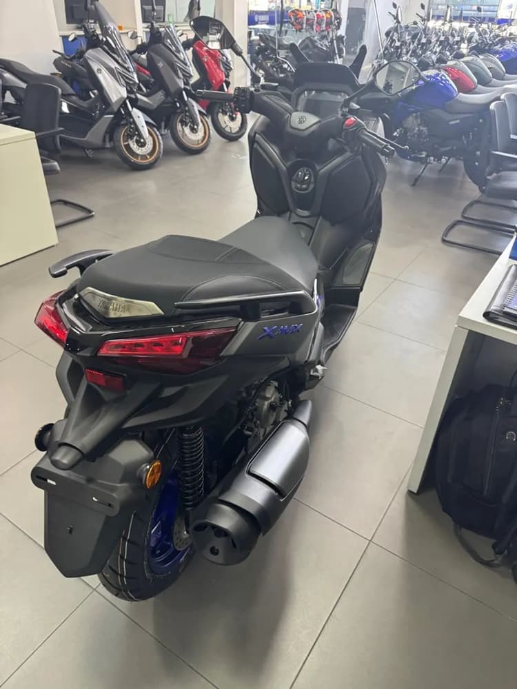 Xmax 300 26