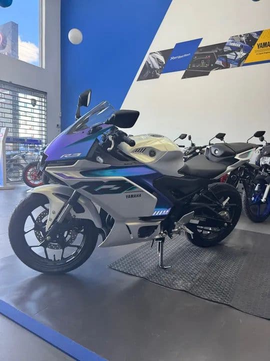 R3 ABS 