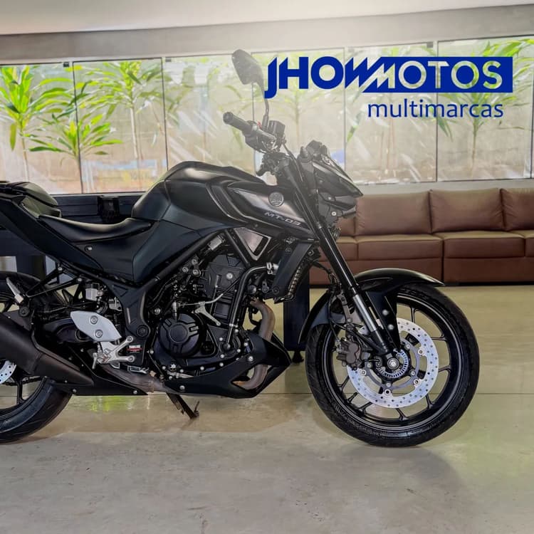 YAMAHA MT03 IMPECÁVEL 