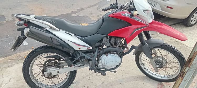 Vendo moto bross 