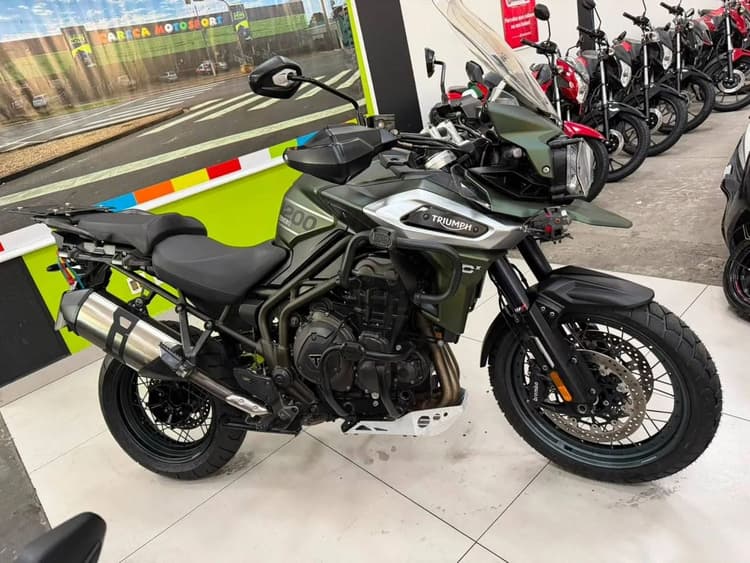 TRIUMPH TIGER 1200 XCX