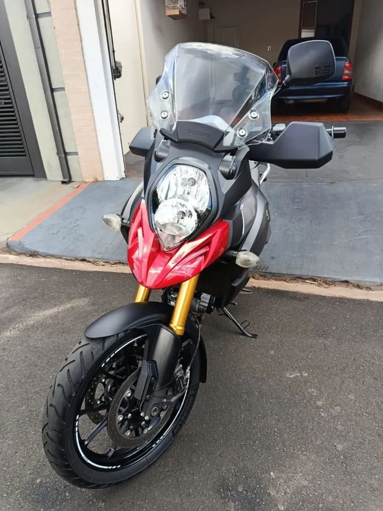 V stron 1000