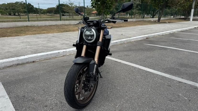 Cb 650 R