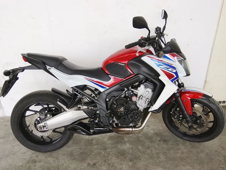 Moto Honda CB 650F